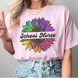 Camiseta Enfermería escolar profesora de girasol arco iris