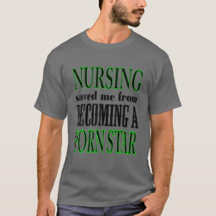 Camiseta Enfermería Nocturna Me Salvó De Convertirme En RN 
