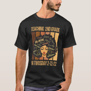 Camiseta Enseñando 2º Grado El Twosday 02-22-22 Black Smart