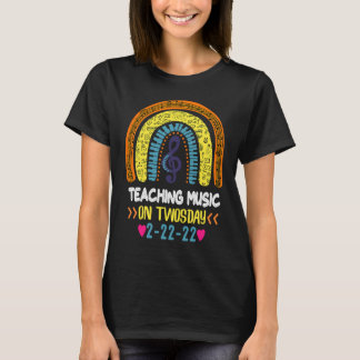 Camiseta Enseñando Música El Martes 2222022 22 de febrero