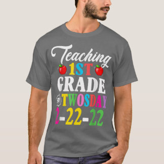 Camiseta Enseñanza de 1er Grado El 22 De Febrero De 2022 