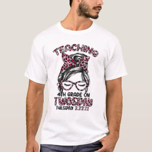 Camiseta Enseñanza De Cuarto Grado El Martes 2-22-22 Mess