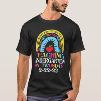 Camiseta Enseñanza De Jardines De Infancia En La Escuela 2/