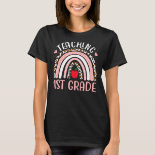 Camiseta Enseñanza de primer grado Maestra de Leopardo Arco