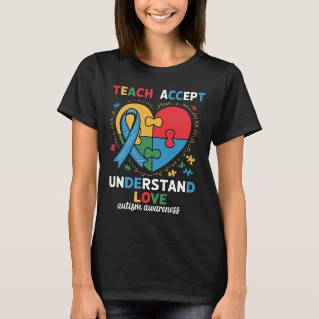 Camiseta Enseñar Aceptar Entender Amar Maestro Corazón Auti (Anverso)