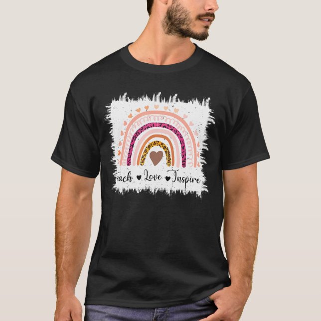 Camiseta Enseñar amor inspira a las profesoras Rainbow Leop (Anverso)