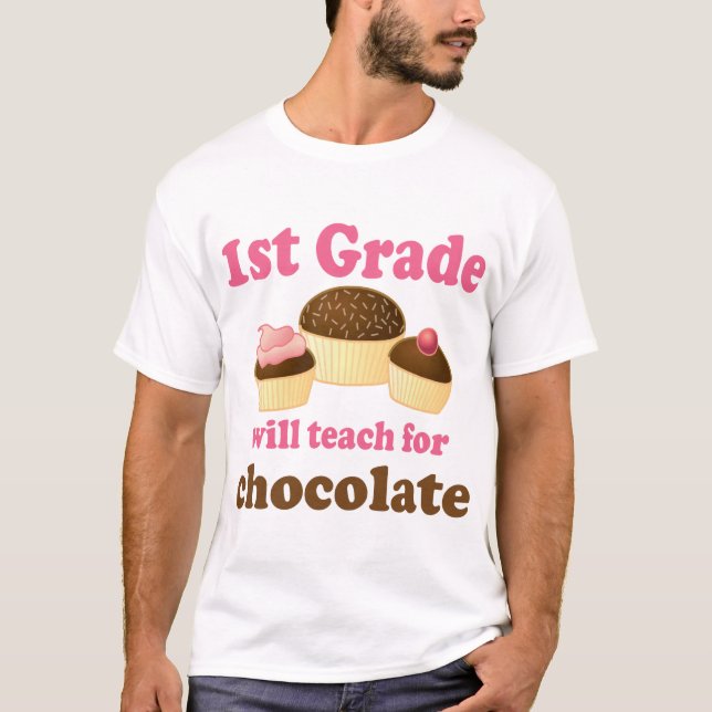 Camiseta Enseñe al 1r grado para el chocolate (Anverso)