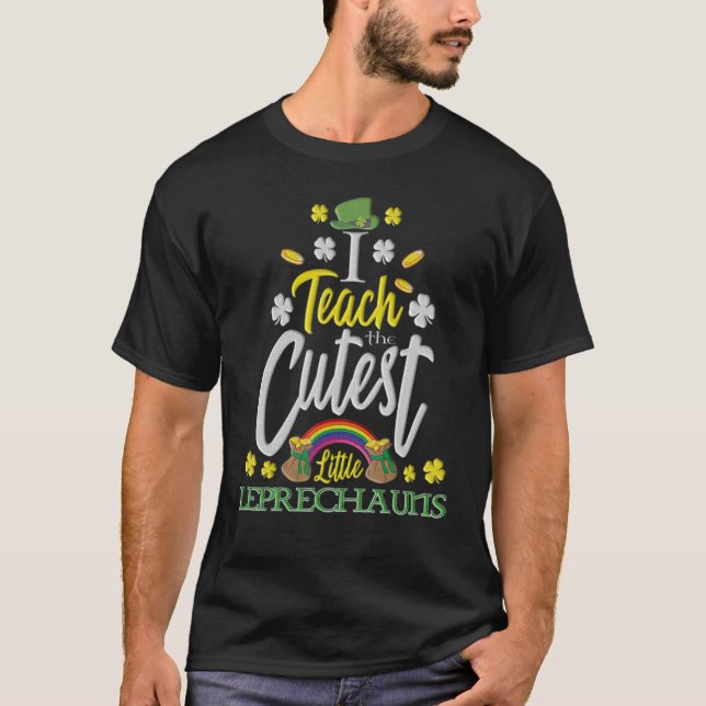 Camiseta Enseño El Bordado De Leprechauns Más Cuidadoso (Anverso)