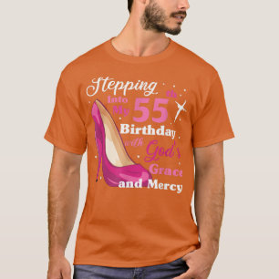 Camiseta Entrando en mi cumpleaños 55 con la gracia de los