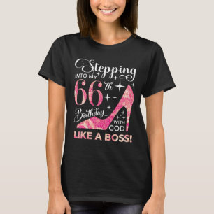 Camiseta Entrando en mi cumpleaños 66 con dios