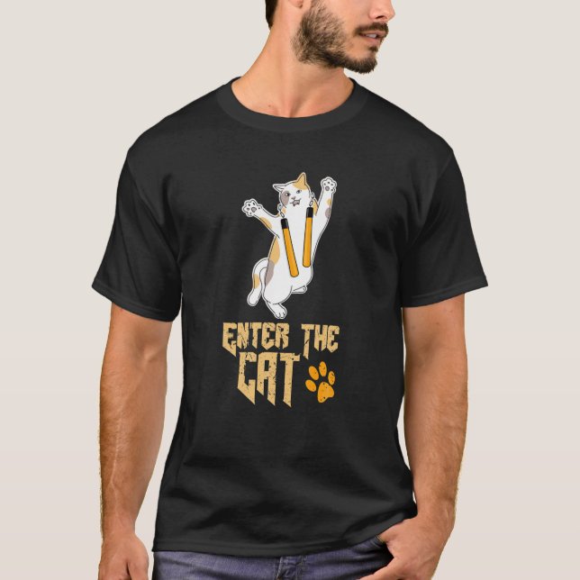 Camiseta Entre En El Gato Kung Fu Artes Marciales Que Lucha (Anverso)