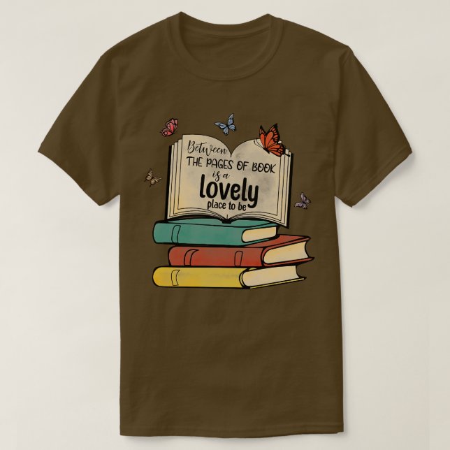 Camiseta entre las páginas del libro es un lugar encantador (Diseño del anverso)