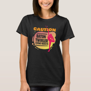 Camiseta Entrenador deportivo Atleta Funny Baton Twirler
