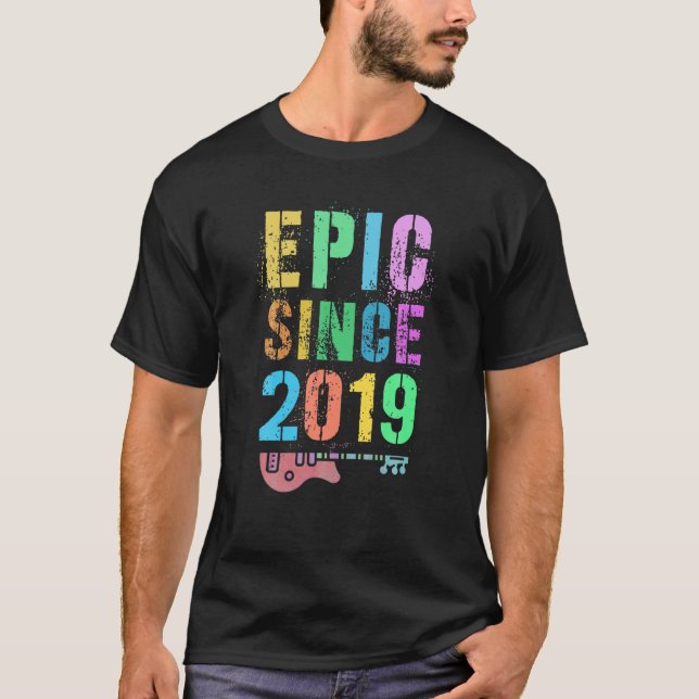 Camiseta EPIC Desde 2019 Legendario Rockstar Tercer Cumplea (Anverso)