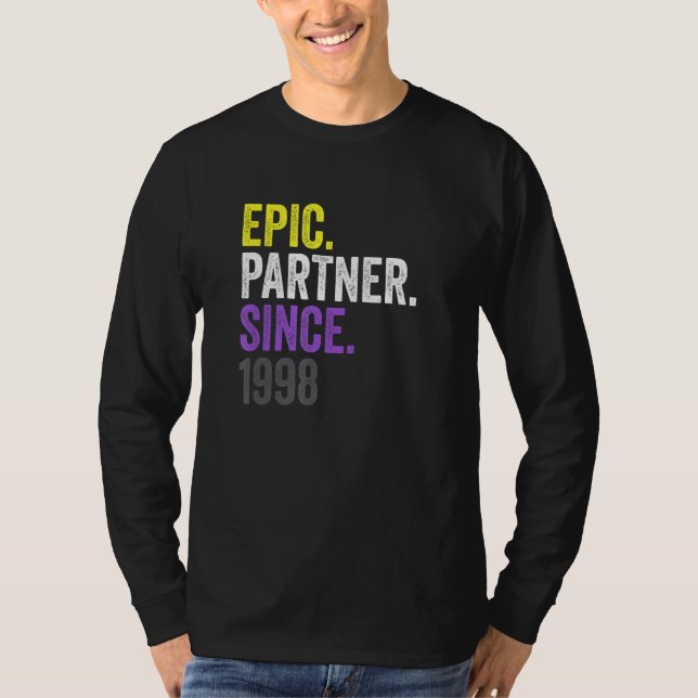 Camiseta Epic Partner Since 1998 Anniversary Non Binary Pri (Anverso)