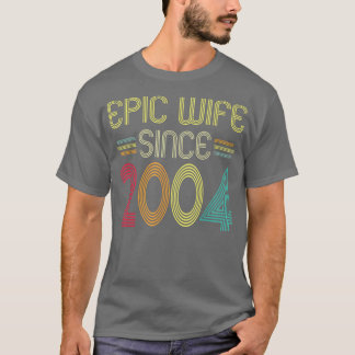 Camiseta Epic Wife Since 2004 Her 18th Wedding Anniversary