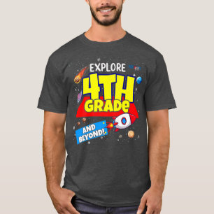 Camiseta Eplore And Beyond 4th Grade Back To School Boys Gi