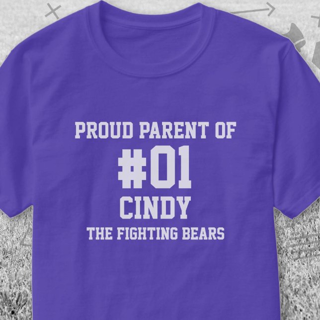 Camiseta Equipo blanco púrpura de béisbol (Purple and White Baseball Proud Parent of T-Shirt. Celebrate your high school or college athlete.)