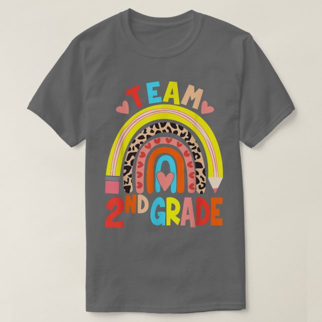 Camiseta Equipo de 2º grado Leopardo Arcoiris de vuelta a l (Diseño del anverso)