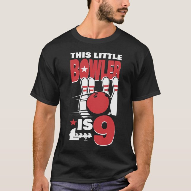 Camiseta Equipo De Boliche Este Pequeño Bowler Cumple 9 Año (Anverso)