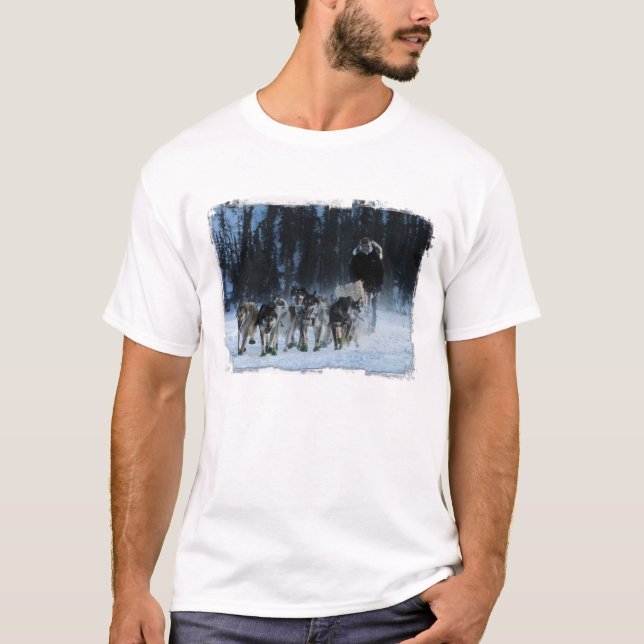 Camiseta Equipo de Dogsled de la búsqueda del Yukón (Anverso)