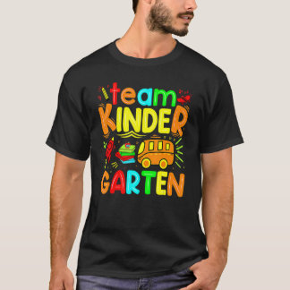 Camiseta Equipo de estudiantes de guardería de regreso a la