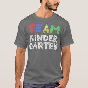 Camiseta Equipo de jardines de infantes de vuelta a la escu