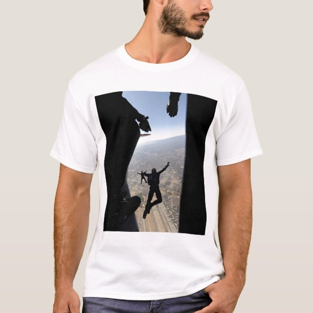 Camiseta Equipo de Paracaídas de la Academia de la Fuerza A (Anverso)