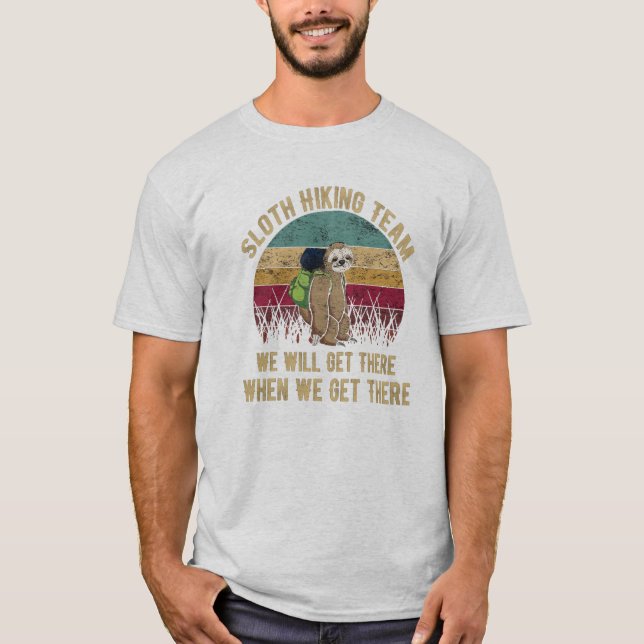 Camiseta Equipo De Senderismo De Slots Llegaremos Cuando Ll (Anverso)
