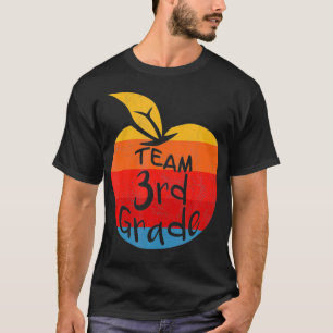 Camiseta Equipo de tercer grado Bienvenido de vuelta a la e