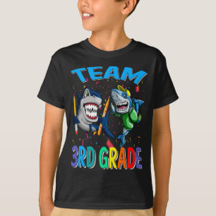Camiseta Equipo de tercer grado Tiburón de vuelta a la escu