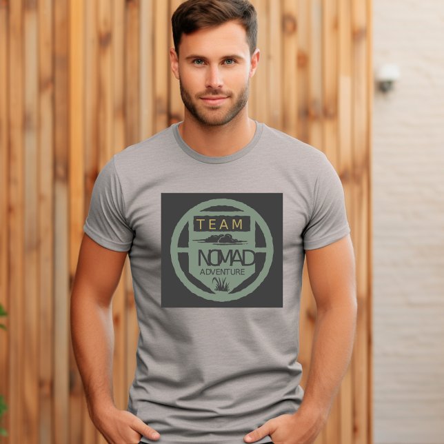 Camiseta Equipo Nomad Adventure T-Shirt (Subido por el creador)