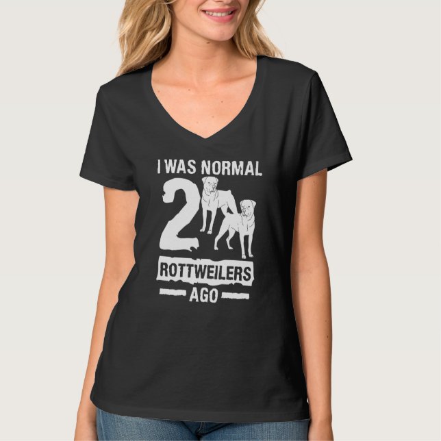 Camiseta Era Normal Hace 2 Rottweilers (Anverso)