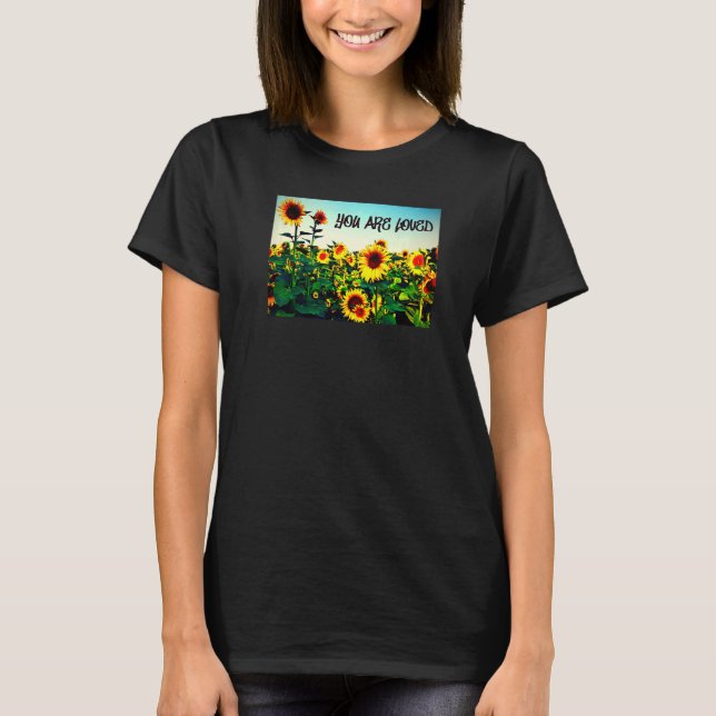 Camiseta Eres amado Girasoles (Anverso)