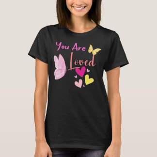 Camiseta eres AMADO, mariposa rosa CORAZÓN T-SHIRT