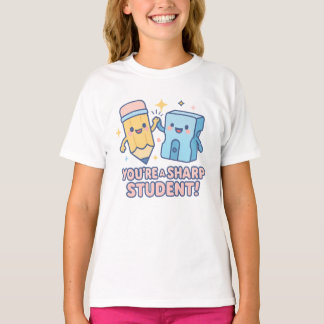 Camiseta Eres un Estudiante Agudo – Lápiz y Sacapuntas Lind