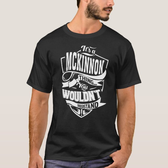 Camiseta Es algo MCKINNON (Anverso)