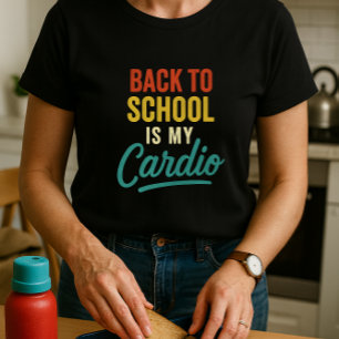 Camiseta Es curioso volver a la escuela a mis padres de Car