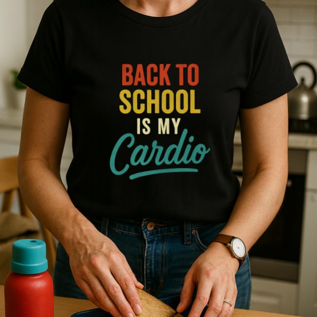 Camiseta Es curioso volver a la escuela a mis padres de Car (Subido por el creador)