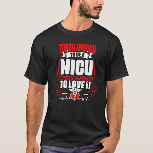 Camiseta Es Difícil Ser Un Coche Intensivo De Medicina Neon (Anverso)