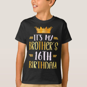 Camiseta Es el cumpleaños número 16 de mi hermano Feliz 16 