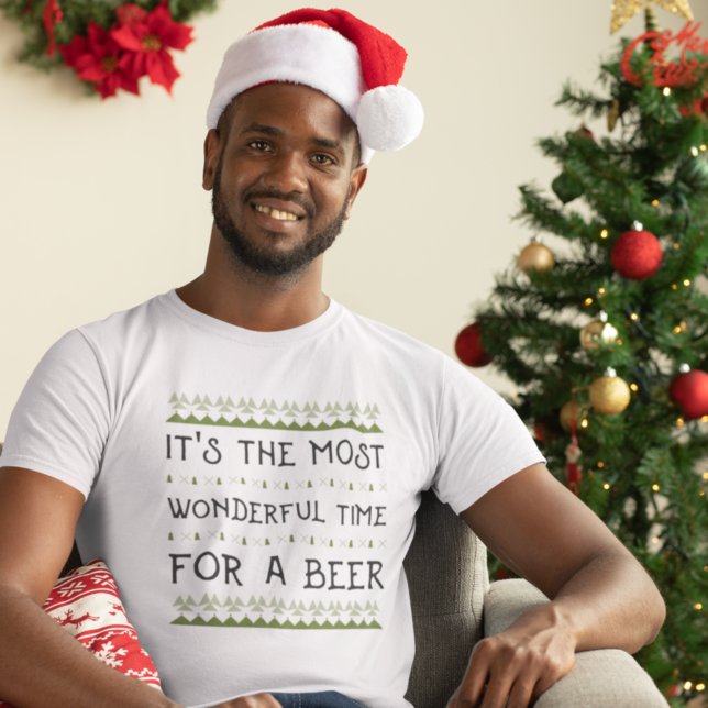Camiseta Es el momento más maravilloso para tomar una cerve (Subido por el creador)