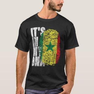 Camiseta Es en mi ADN Regalos senegaleses africanos orgullo