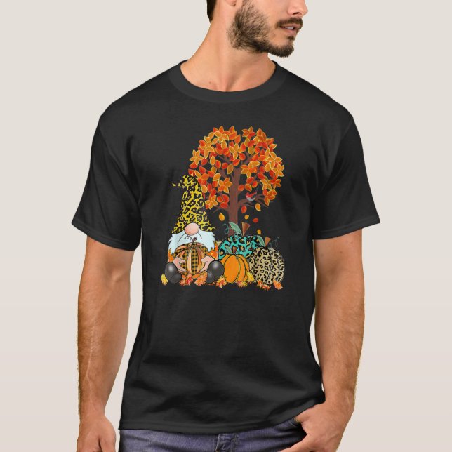 Camiseta Es Fall Y'all Cute Gnomes Pumpkin Autumn Tree Fa (Anverso)