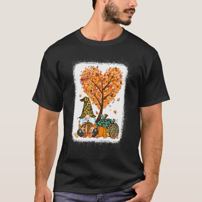 Camiseta Es Fall Y'all Cute Gnomes Pumpkin Autumn Tree Fa (Anverso)