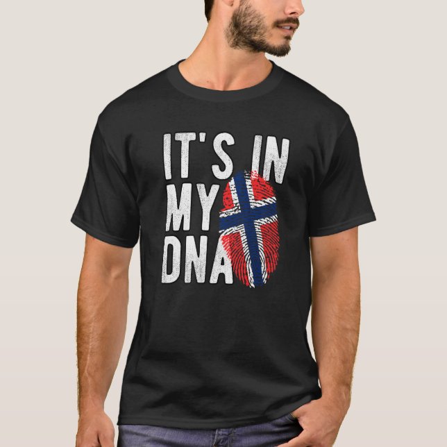 Camiseta Es gracioso en mi ADN Noruega bandera huellas digi (Anverso)