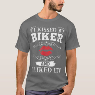 Camiseta Es Gracioso Que Besara Un Biker Y Me Gustara La Mo