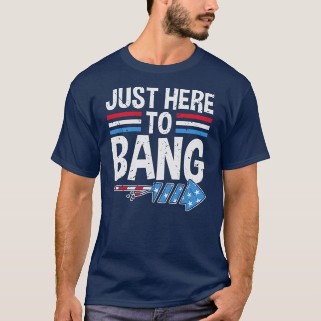 Camiseta Es gracioso que esté aquí al patriótico Bang 4 de  (Anverso)
