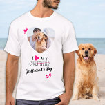 Camiseta Es gracioso que me guste la foto del Personalizado<br><div class="desc">¿A quién amas de verdad? ¡Tu novia o su perro! ¡Dale un regalo perfecto a tu novio este día de San Valentín con esta graciosa camisa de amante de los perros! ¡Un deber para cada amante de los perros, mamá de los perros y papá de los perros! Un giro divertido...</div>