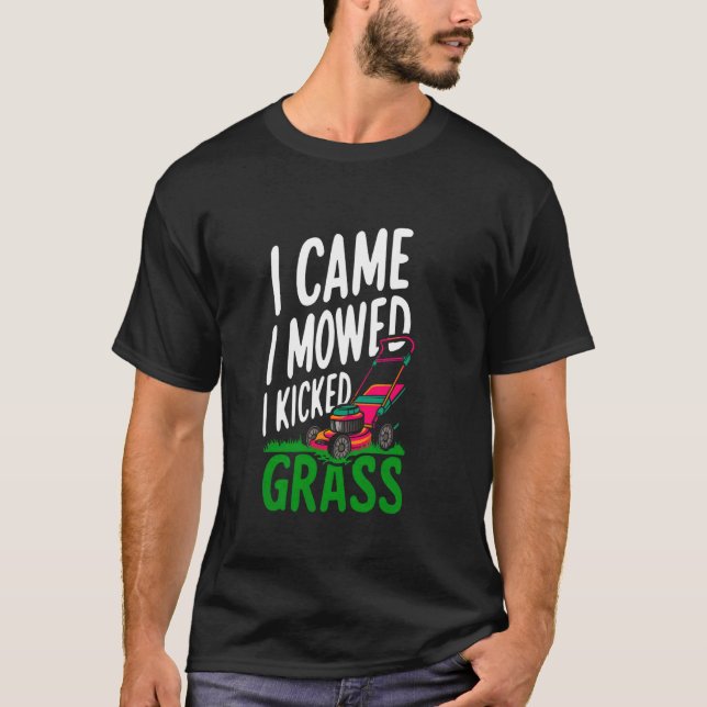 Camiseta Es Gracioso Que Vine Y Me Percaté De Que Pateaba C (Anverso)